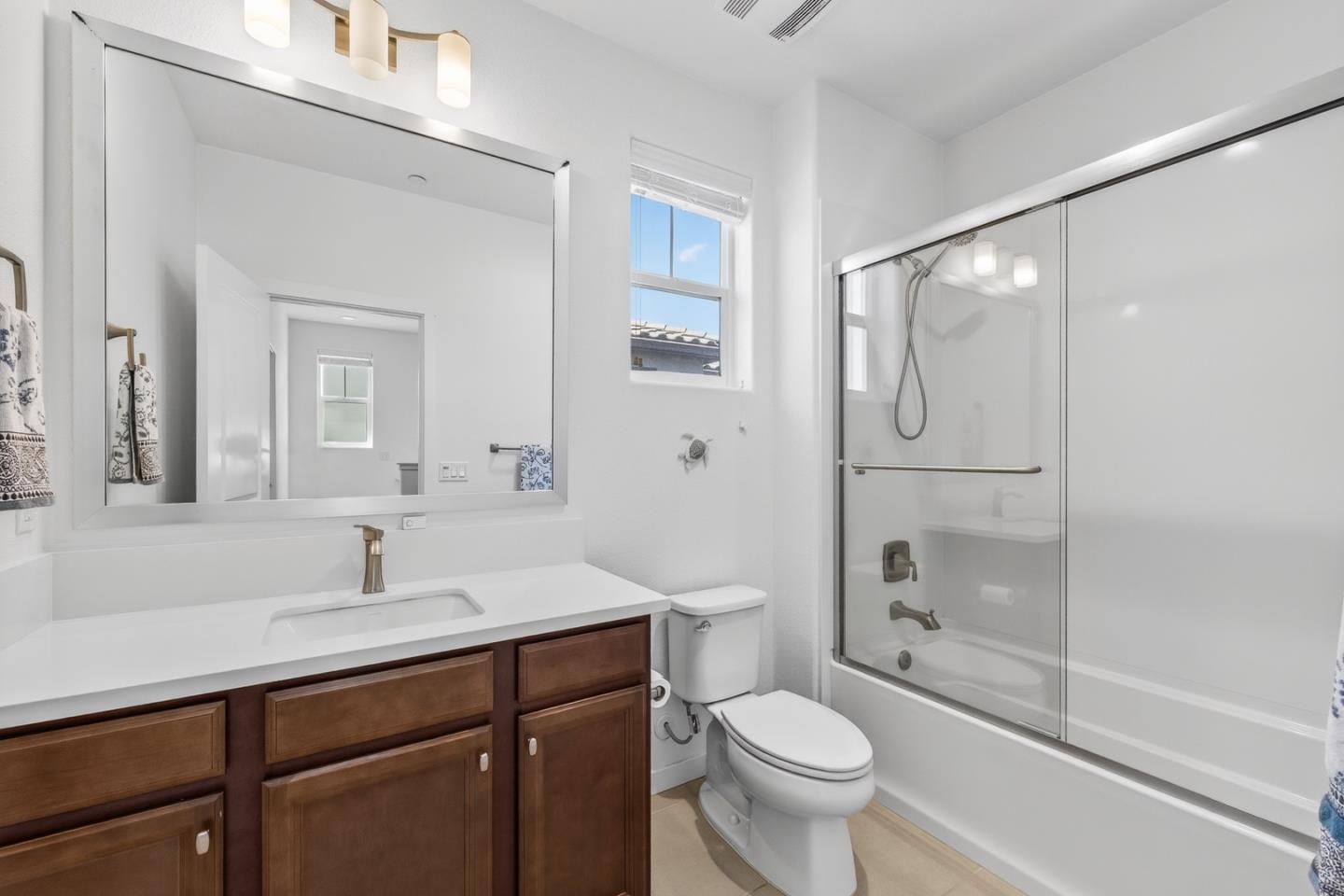 Detail Gallery Image 22 of 44 For 2975 Denali Dr, Marina,  CA 93933 - 3 Beds | 2/1 Baths