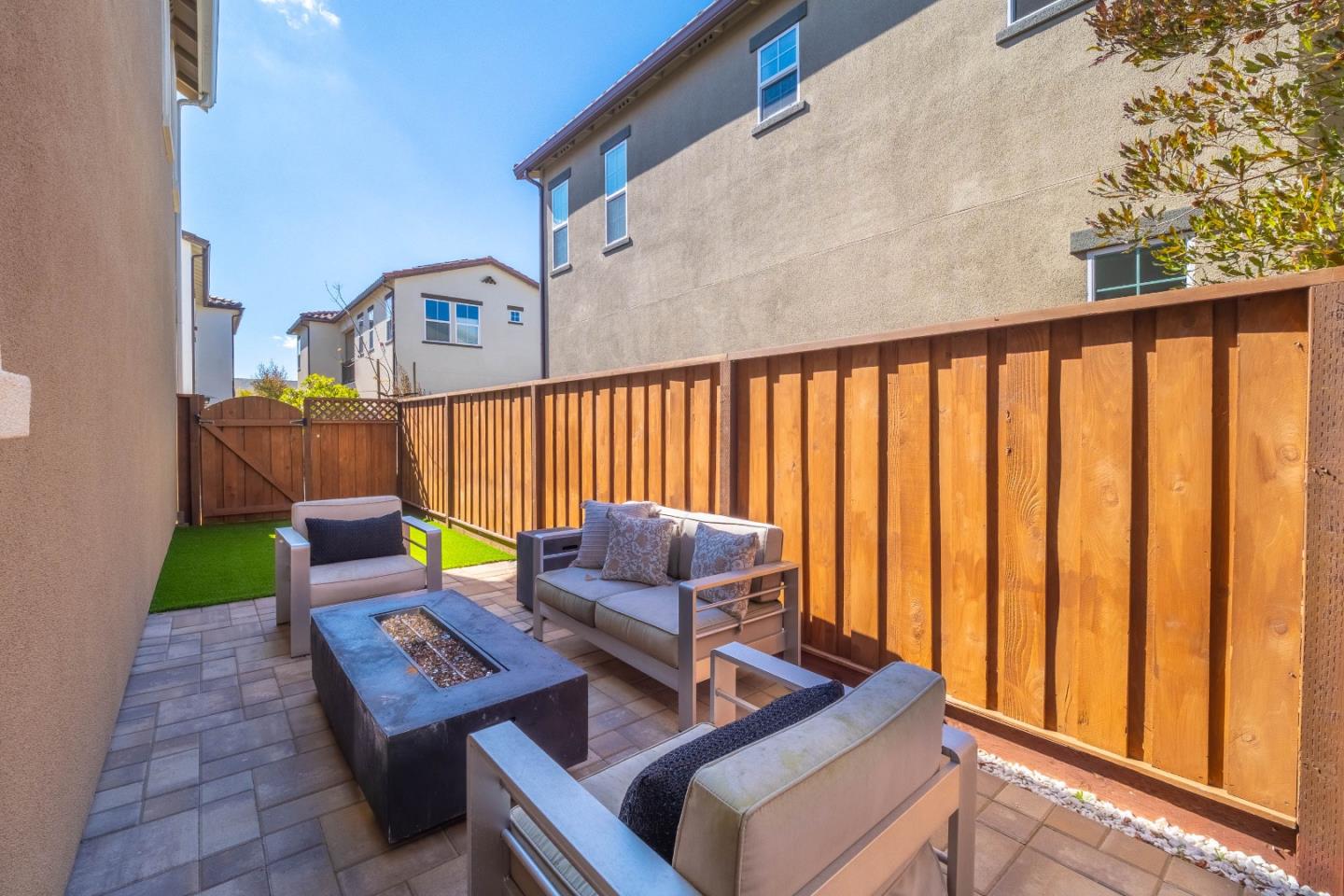 Detail Gallery Image 31 of 44 For 2975 Denali Dr, Marina,  CA 93933 - 3 Beds | 2/1 Baths