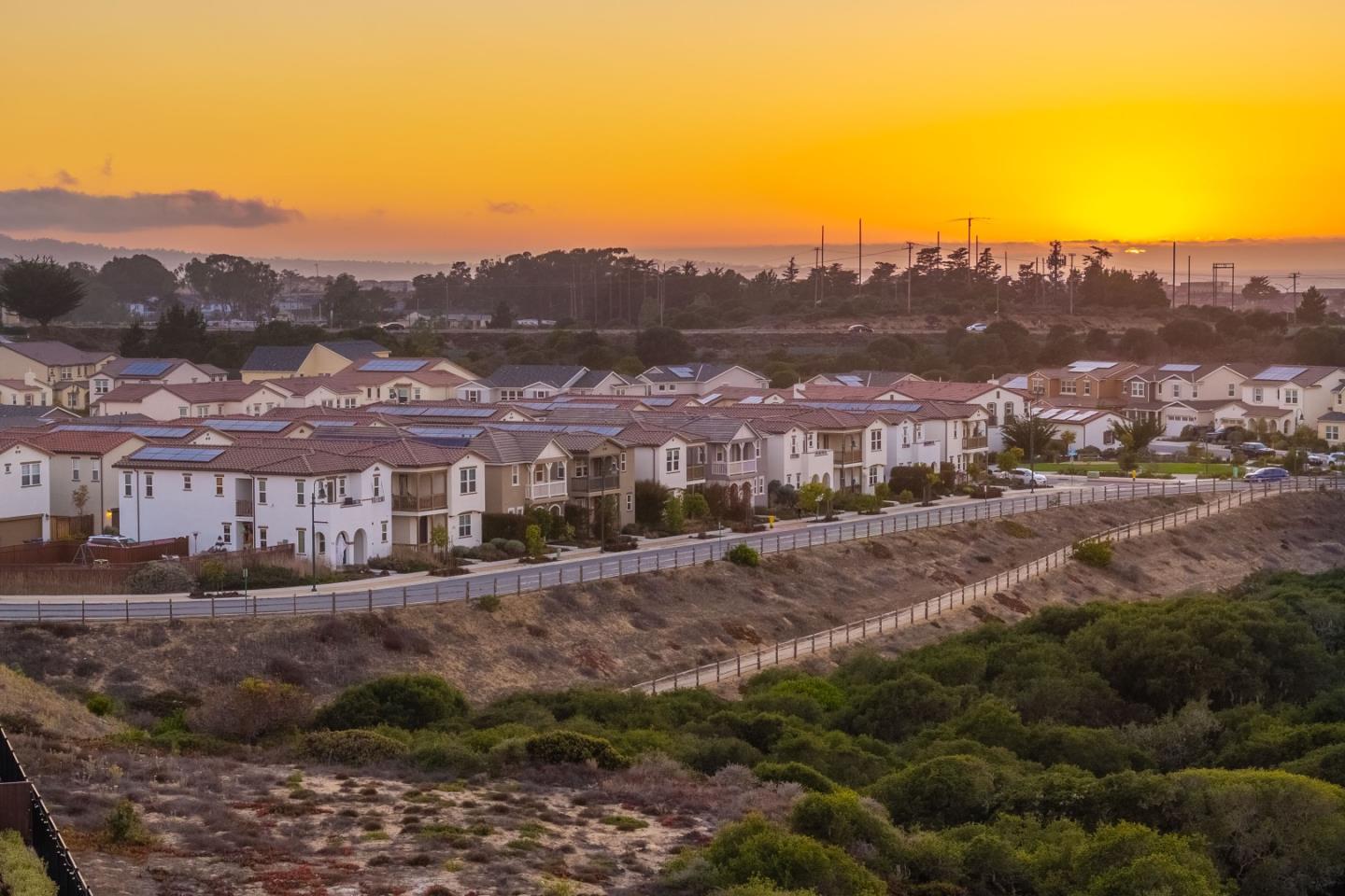 Detail Gallery Image 36 of 44 For 2975 Denali Dr, Marina,  CA 93933 - 3 Beds | 2/1 Baths