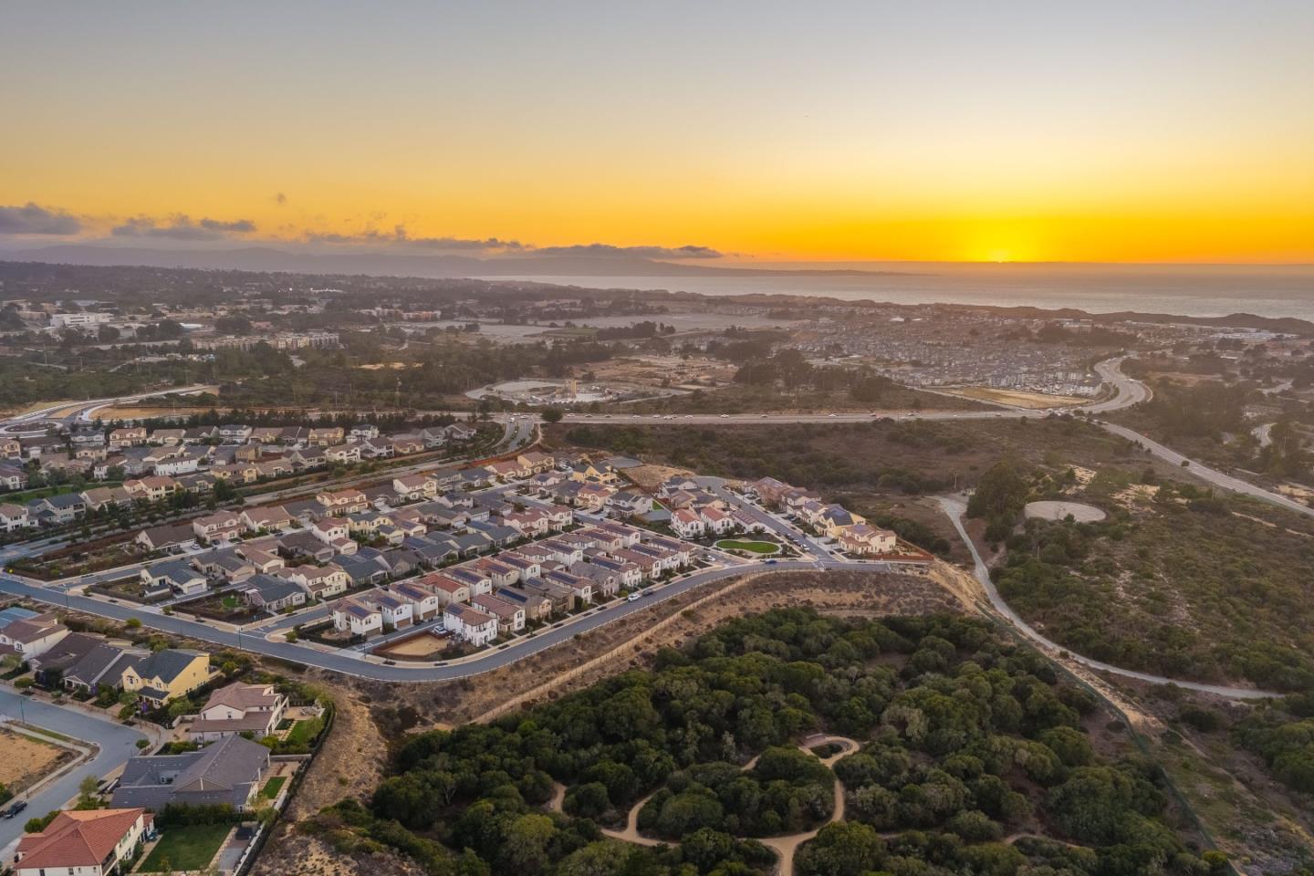 Detail Gallery Image 39 of 44 For 2975 Denali Dr, Marina,  CA 93933 - 3 Beds | 2/1 Baths
