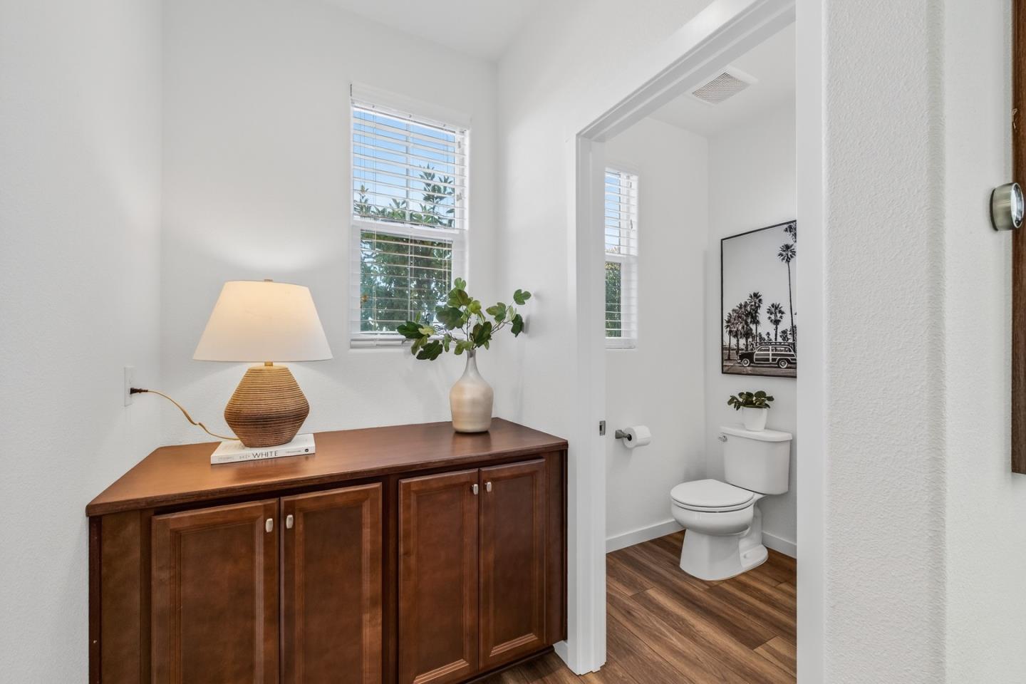 Detail Gallery Image 8 of 44 For 2975 Denali Dr, Marina,  CA 93933 - 3 Beds | 2/1 Baths