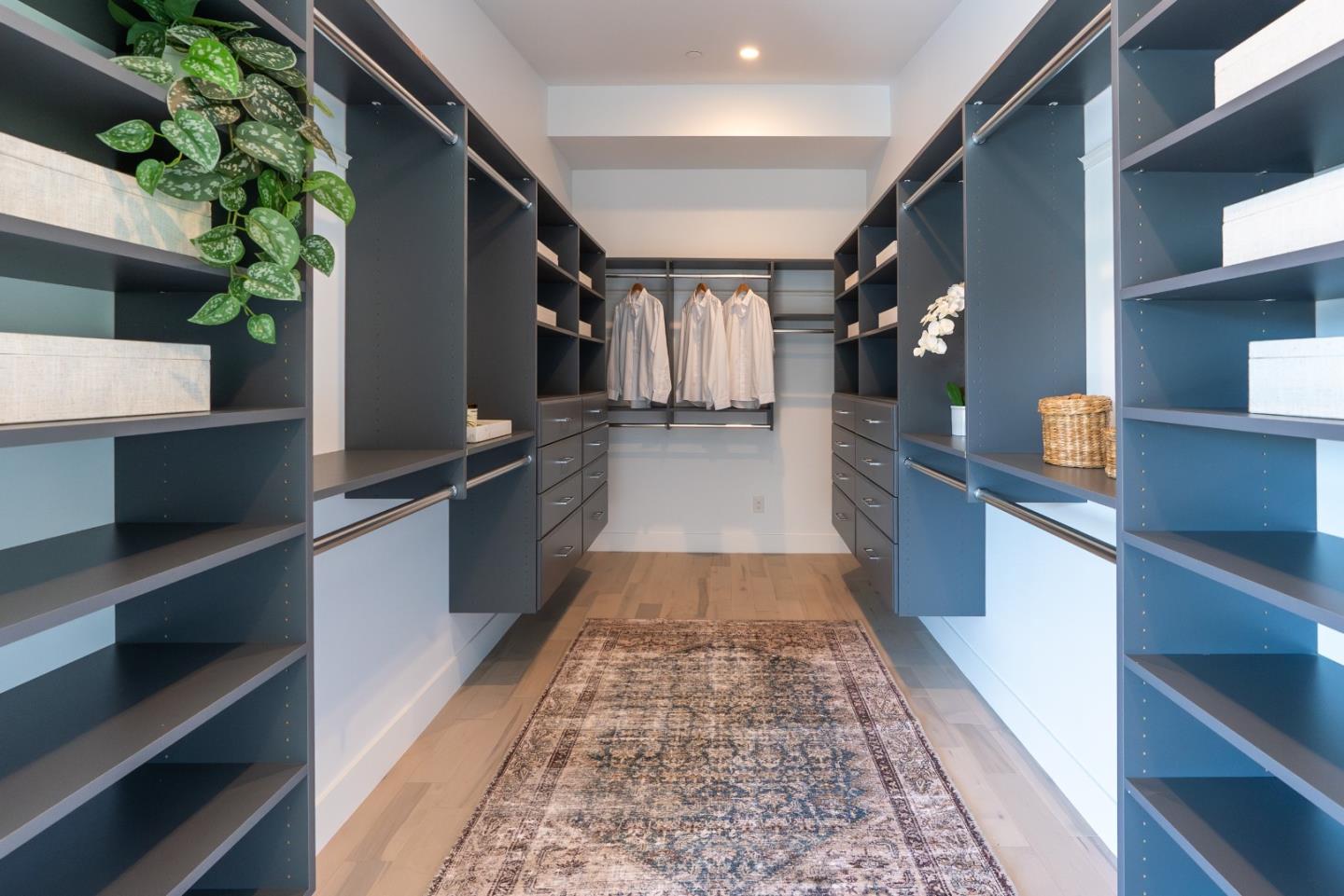 Detail Gallery Image 29 of 53 For 76 Vista Verde Way, Portola Valley,  CA 94028 - 5 Beds | 5/1 Baths