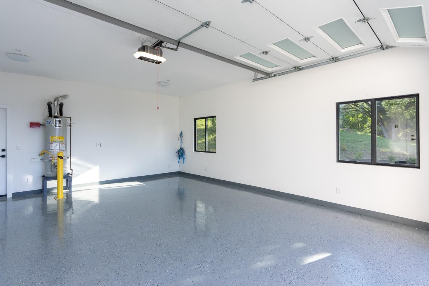 Detail Gallery Image 41 of 53 For 76 Vista Verde Way, Portola Valley,  CA 94028 - 5 Beds | 5/1 Baths