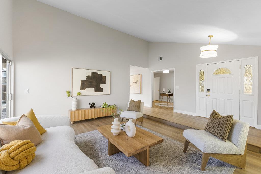 Detail Gallery Image 11 of 61 For 6222 Abbeyfield Ct, San Jose,  CA 95120 - 4 Beds | 2 Baths