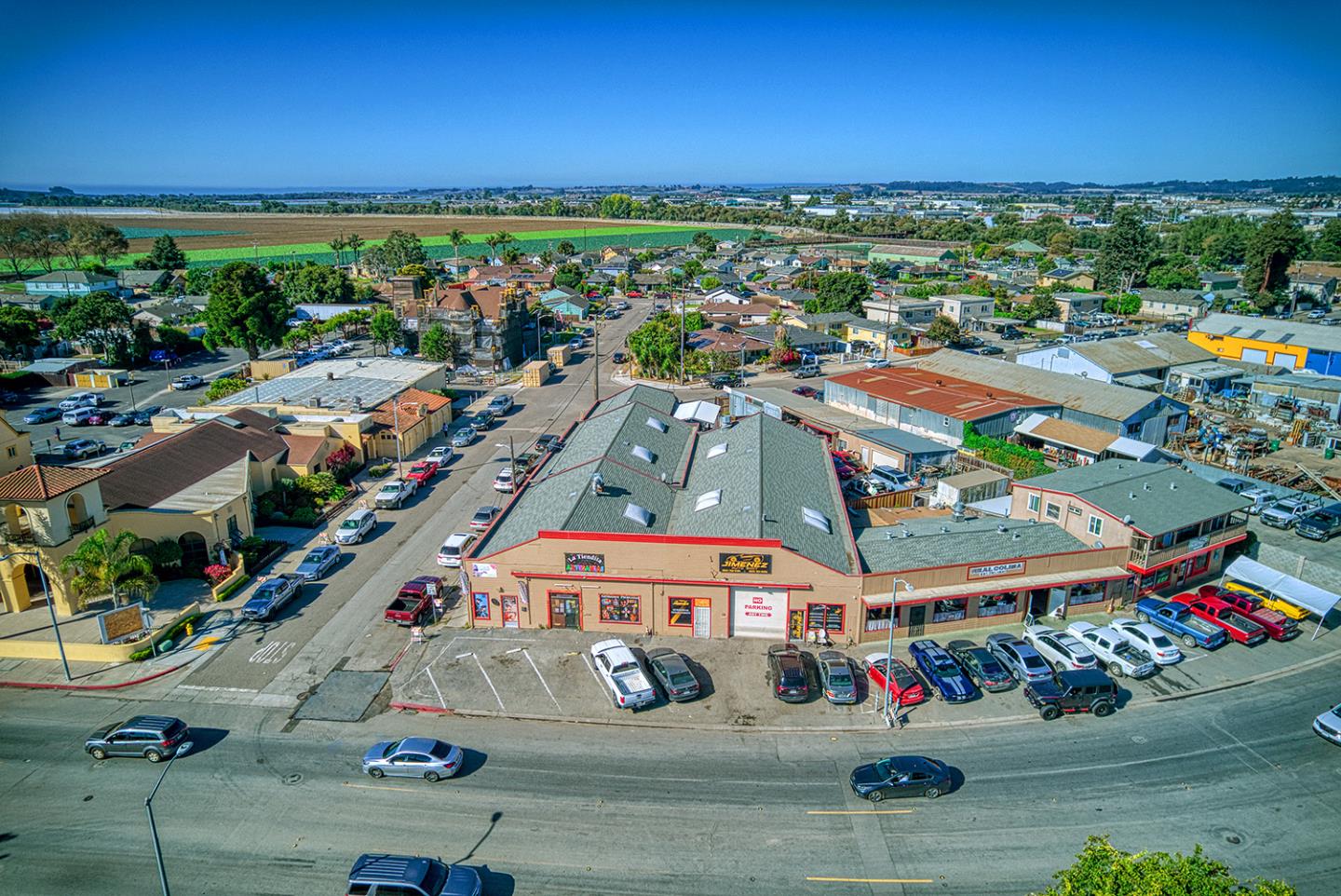 Detail Gallery Image 4 of 24 For 80 Porter Dr a,  Watsonville,  CA 95076 - – Beds | – Baths