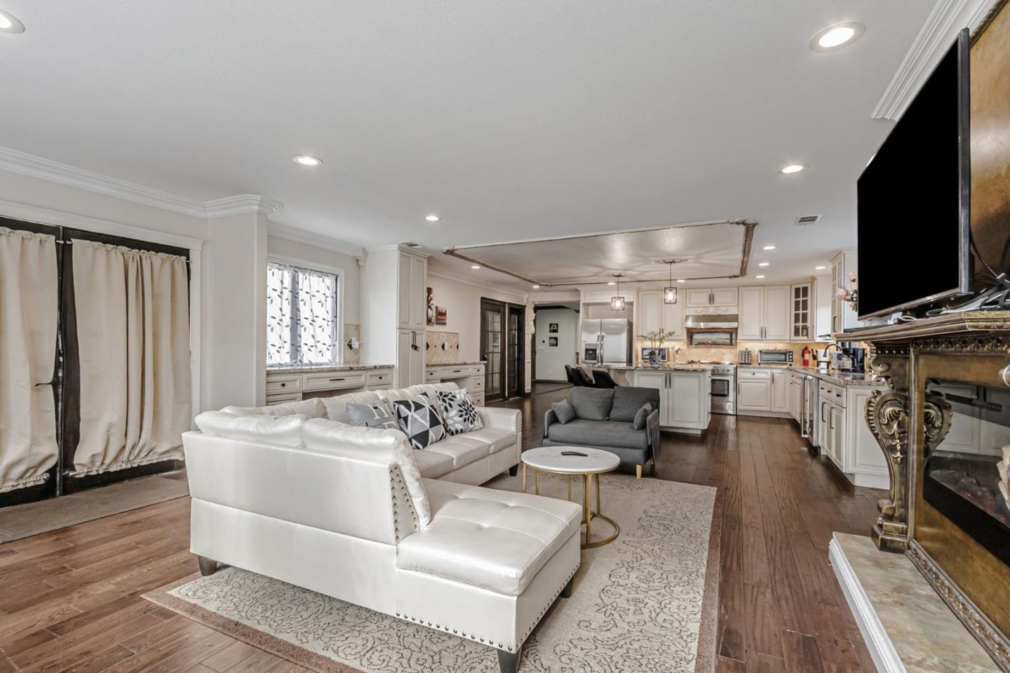 Detail Gallery Image 14 of 83 For 101 S 13th St, San Jose,  CA 95112 - – Beds | – Baths