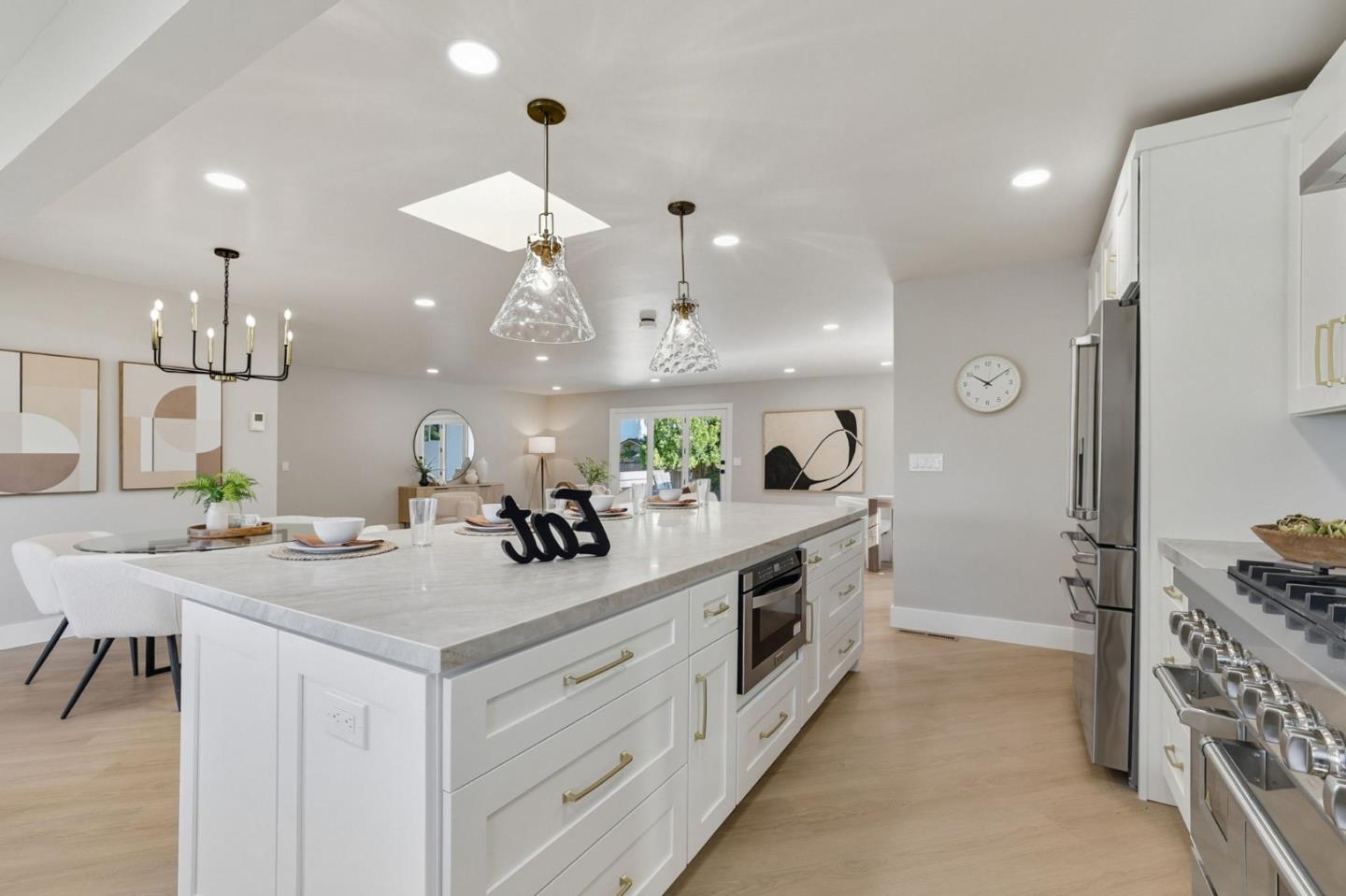 Detail Gallery Image 14 of 53 For 1174 Old Oak Dr, San Jose,  CA 95120 - 5 Beds | 3/1 Baths