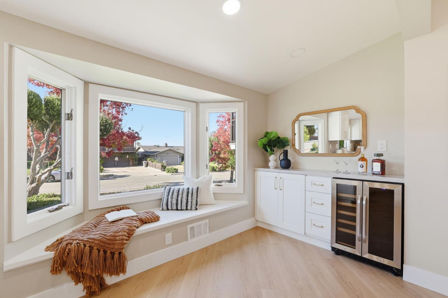 Detail Gallery Image 17 of 53 For 1174 Old Oak Dr, San Jose,  CA 95120 - 5 Beds | 3/1 Baths