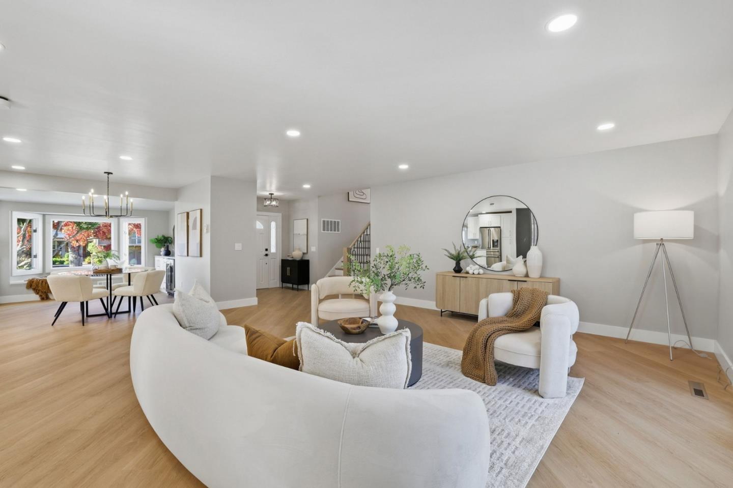 Detail Gallery Image 9 of 53 For 1174 Old Oak Dr, San Jose,  CA 95120 - 5 Beds | 3/1 Baths