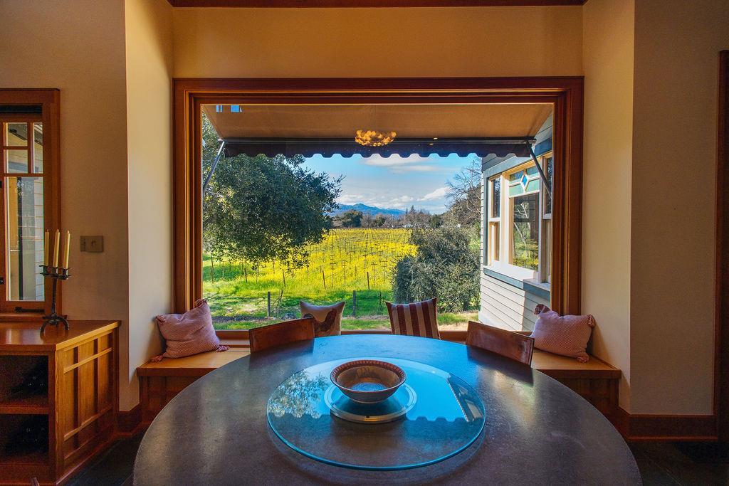 Detail Gallery Image 16 of 68 For 1001 Silverado Trail South, Saint Helena,  CA 94574 - 4 Beds | 2/1 Baths