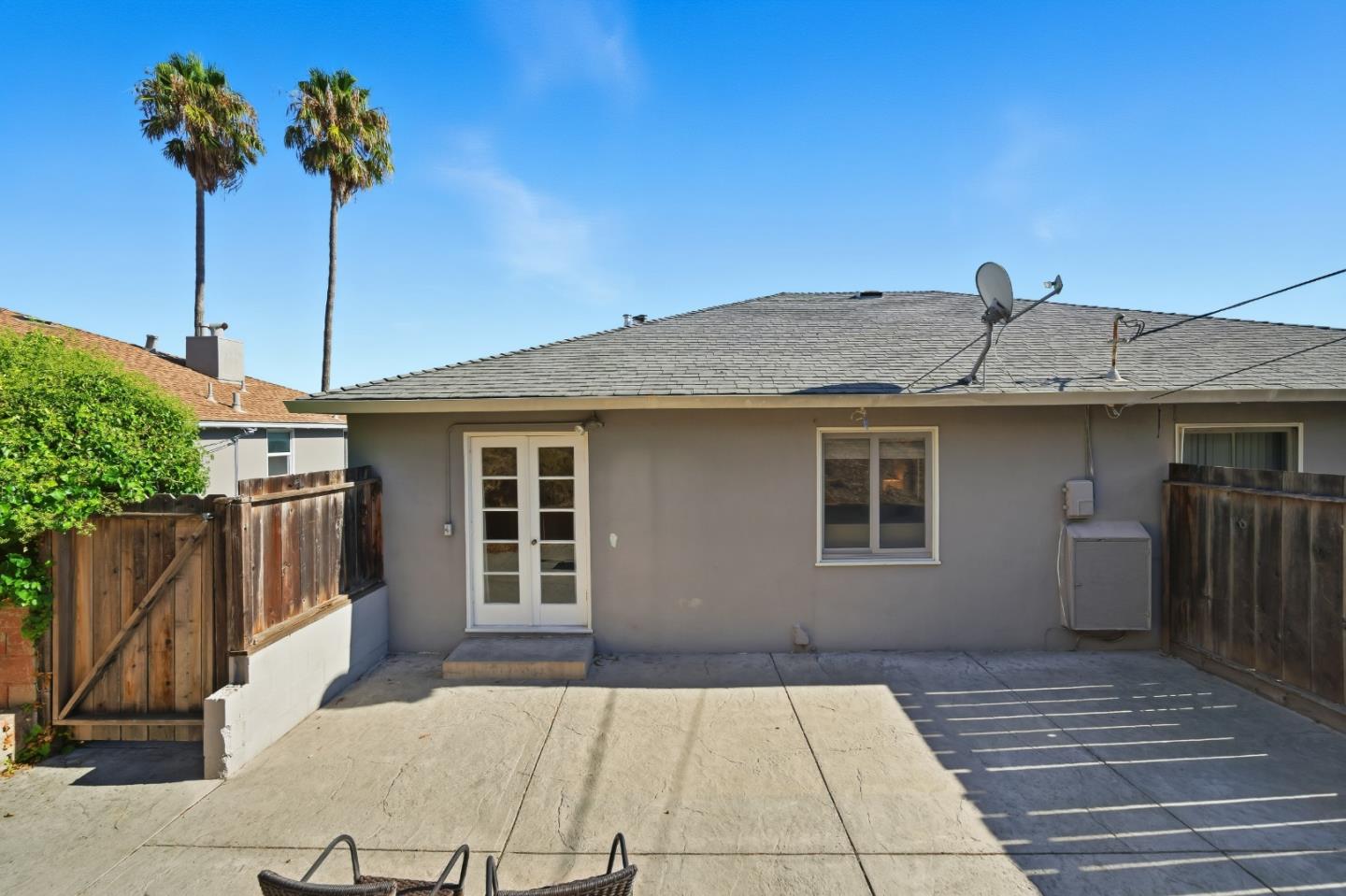 Detail Gallery Image 30 of 32 For 180 Elm St, San Carlos,  CA 94070 - – Beds | – Baths