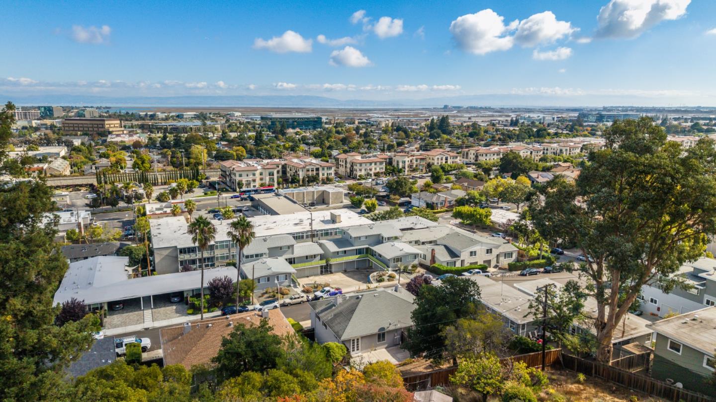 Detail Gallery Image 9 of 32 For 180 Elm St, San Carlos,  CA 94070 - – Beds | – Baths