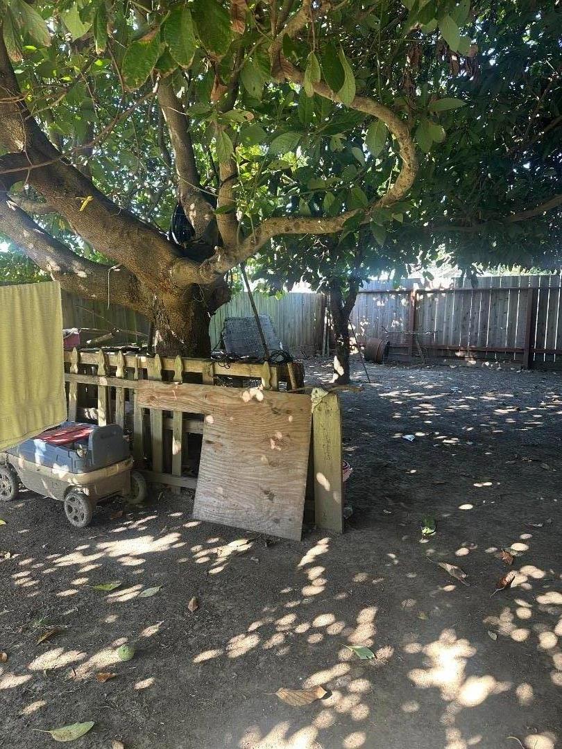 Detail Gallery Image 6 of 6 For 205 Bockius St, Watsonville,  CA 95076 - 2 Beds | 1 Baths