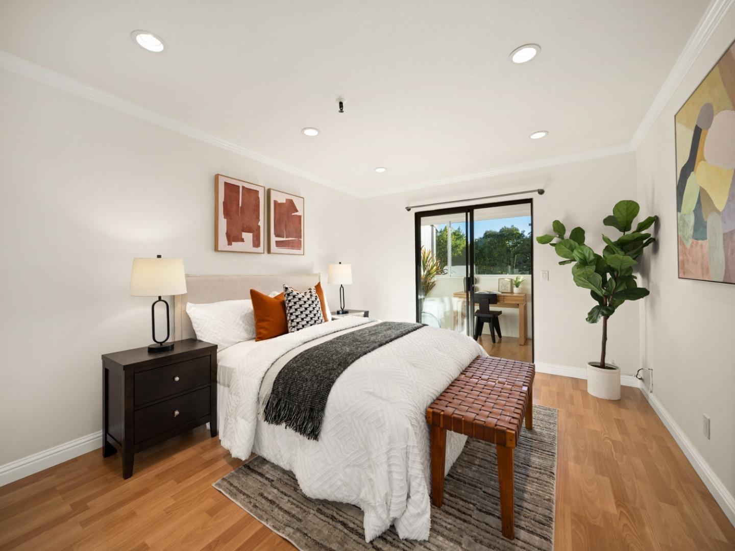 Detail Gallery Image 11 of 24 For 49 Showers Dr #D460,  Mountain View,  CA 94040 - 3 Beds | 2/1 Baths