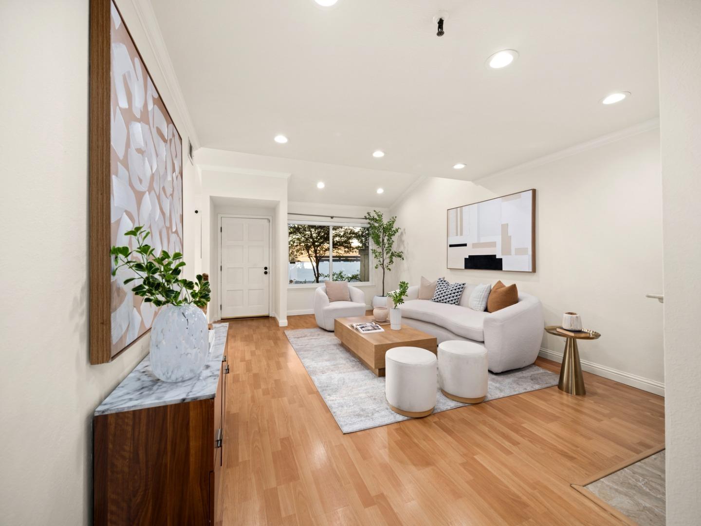 Detail Gallery Image 4 of 24 For 49 Showers Dr #D460,  Mountain View,  CA 94040 - 3 Beds | 2/1 Baths