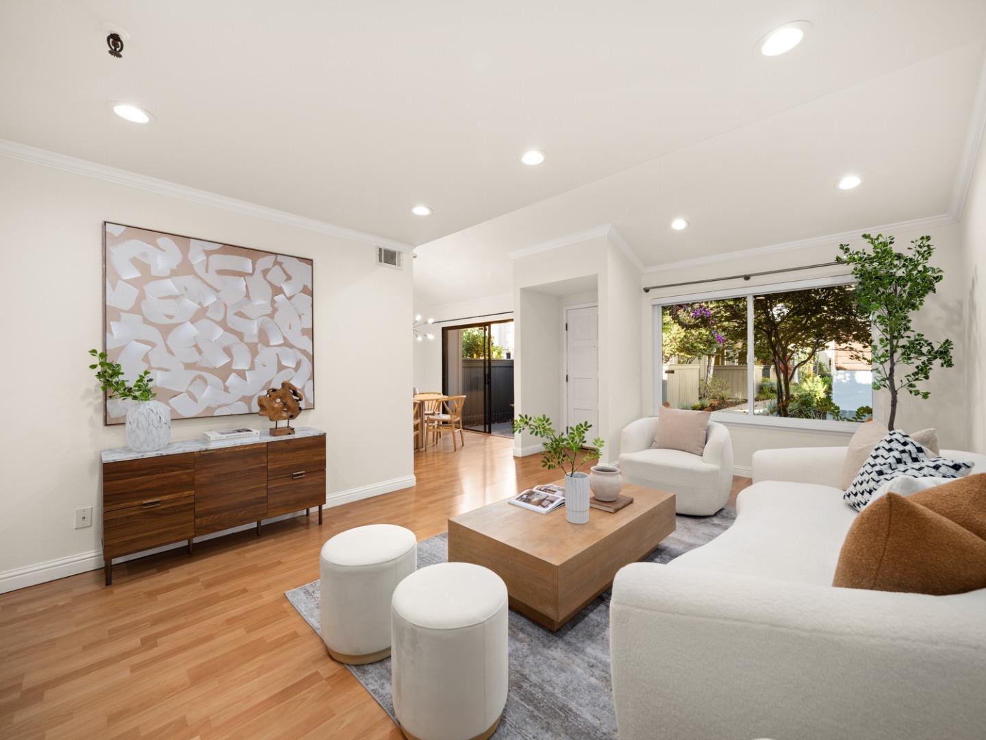 Detail Gallery Image 5 of 24 For 49 Showers Dr #D460,  Mountain View,  CA 94040 - 3 Beds | 2/1 Baths