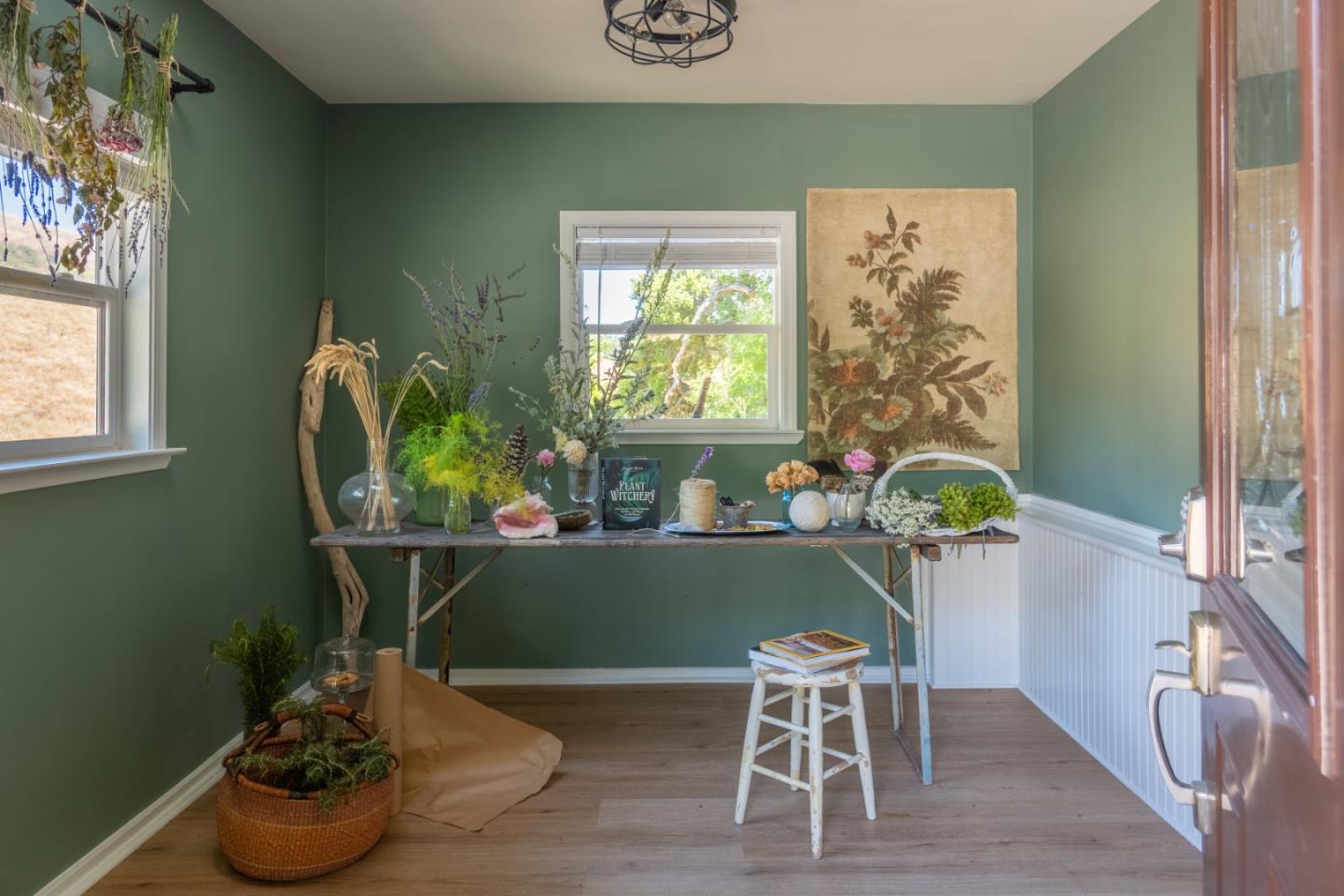 Detail Gallery Image 30 of 33 For 31315 via La Naranga, Carmel Valley,  CA 93924 - 4 Beds | 3/1 Baths