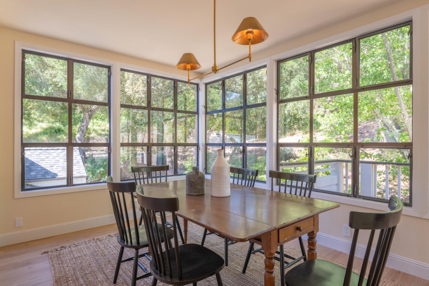 Detail Gallery Image 7 of 33 For 31315 via La Naranga, Carmel Valley,  CA 93924 - 4 Beds | 3/1 Baths