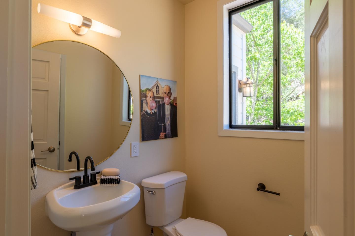 Detail Gallery Image 9 of 33 For 31315 via La Naranga, Carmel Valley,  CA 93924 - 4 Beds | 3/1 Baths