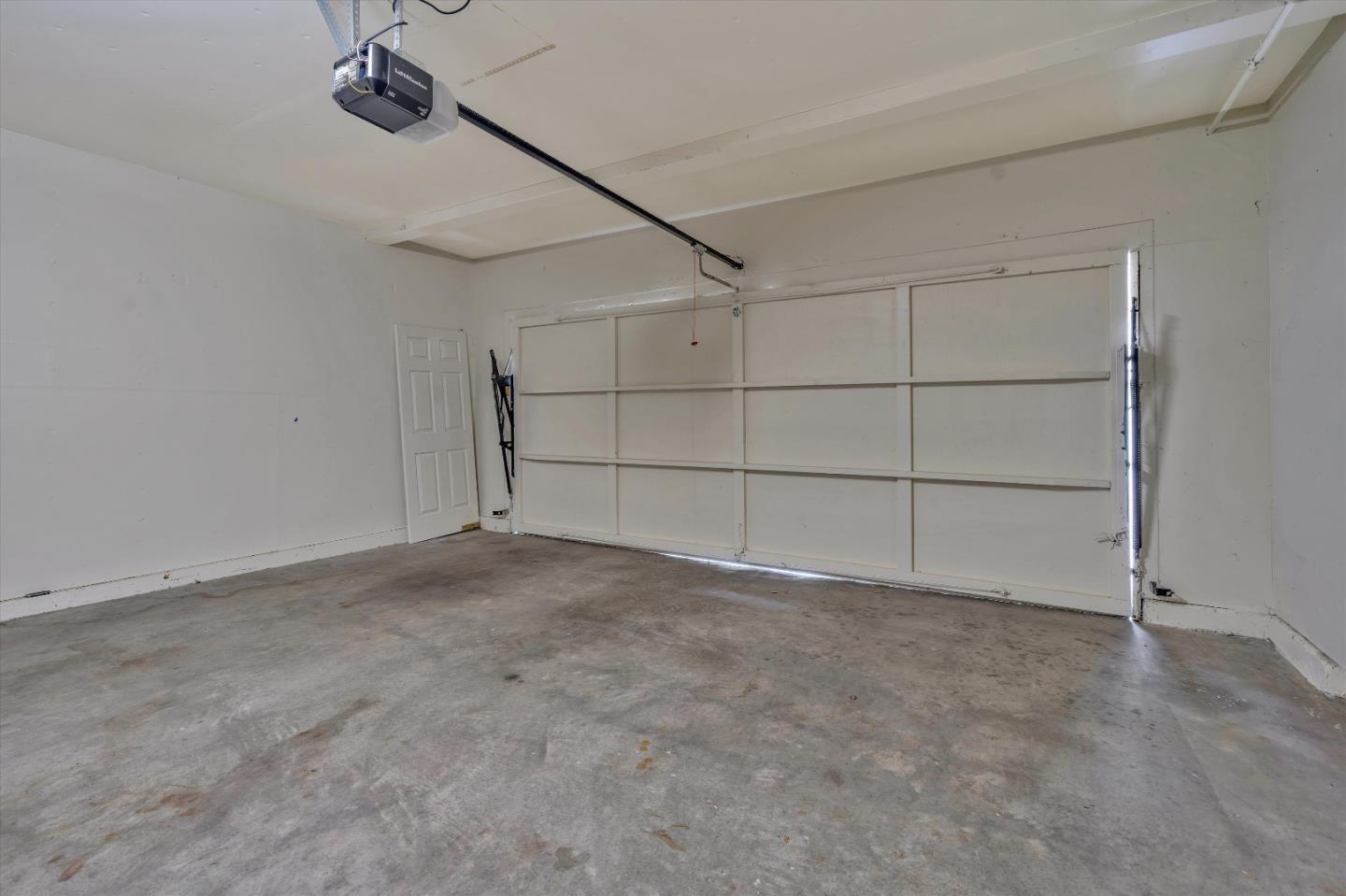 Detail Gallery Image 15 of 44 For 824 Bay Harbour Dr, Redwood City,  CA 94065 - 4 Beds | 3 Baths