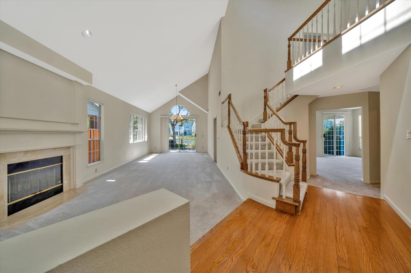 Detail Gallery Image 3 of 44 For 824 Bay Harbour Dr, Redwood City,  CA 94065 - 4 Beds | 3 Baths