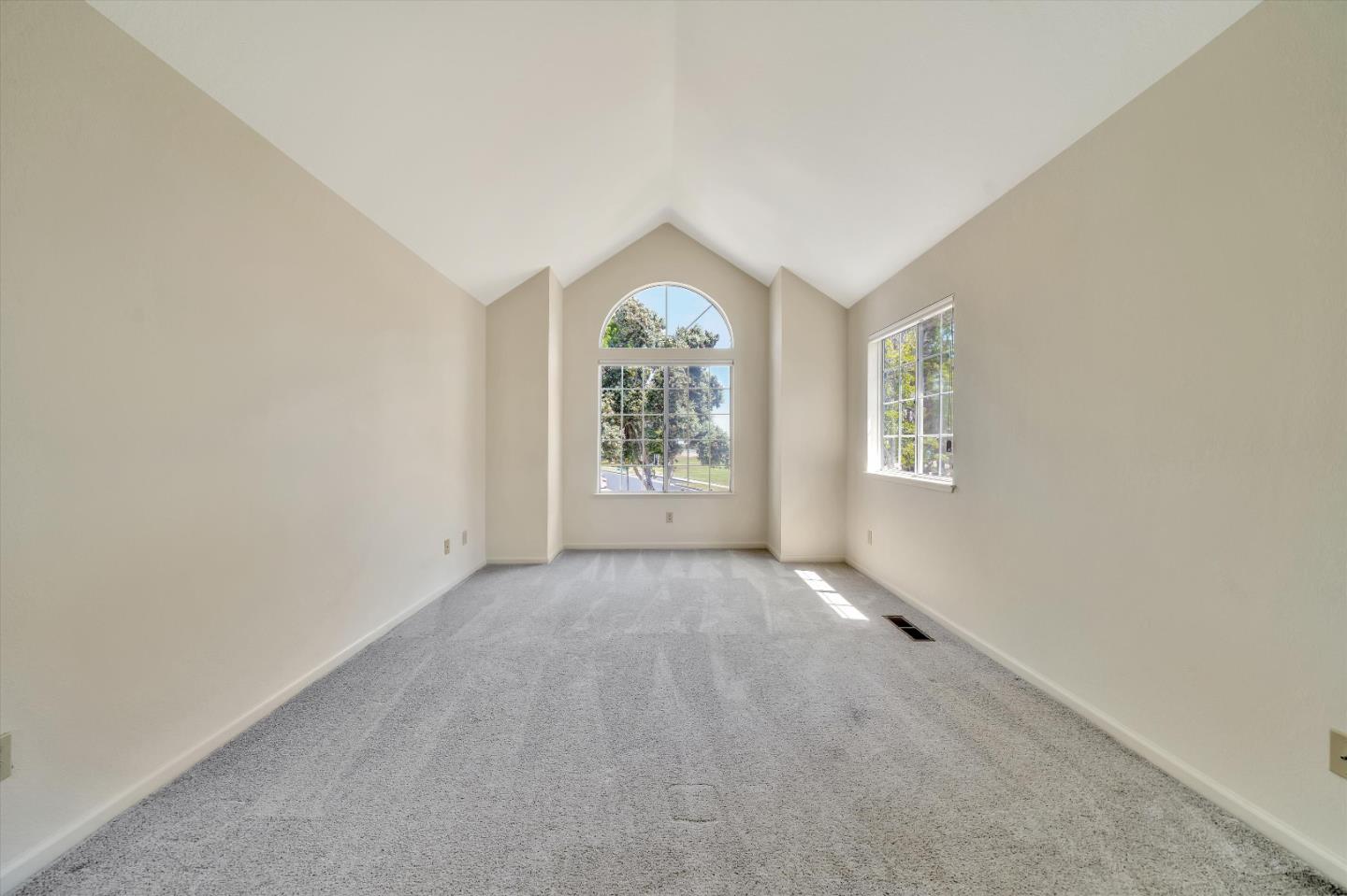 Detail Gallery Image 31 of 44 For 824 Bay Harbour Dr, Redwood City,  CA 94065 - 4 Beds | 3 Baths