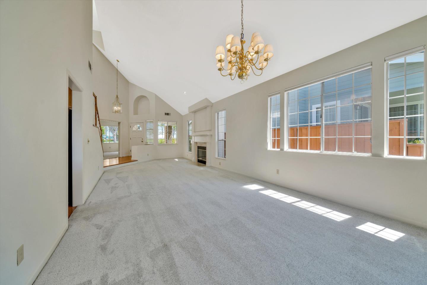 Detail Gallery Image 7 of 44 For 824 Bay Harbour Dr, Redwood City,  CA 94065 - 4 Beds | 3 Baths