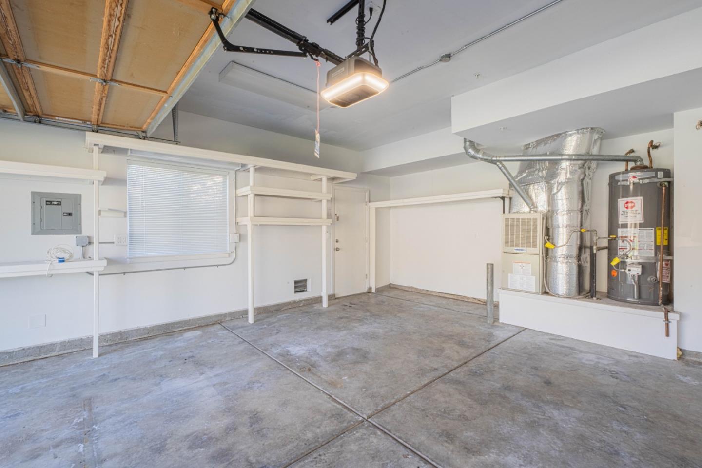 Detail Gallery Image 45 of 47 For 21905 Azure Crest Ct, Salinas,  CA 93908 - 3 Beds | 2/1 Baths