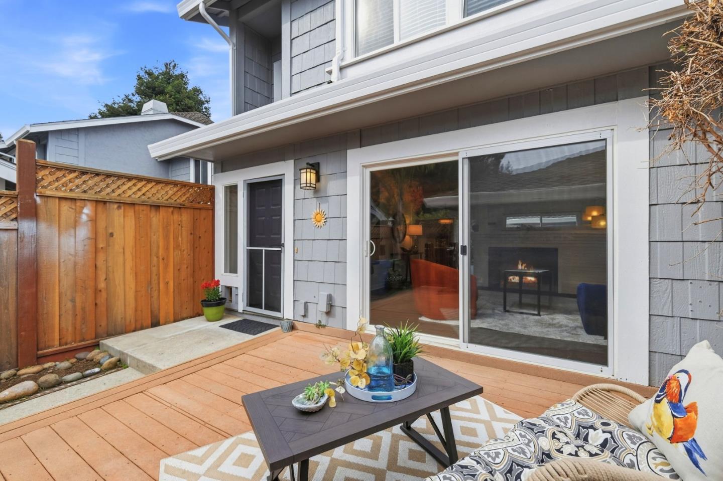 Detail Gallery Image 4 of 37 For 283 Perch Way, Aptos,  CA 95003 - 2 Beds | 2/1 Baths