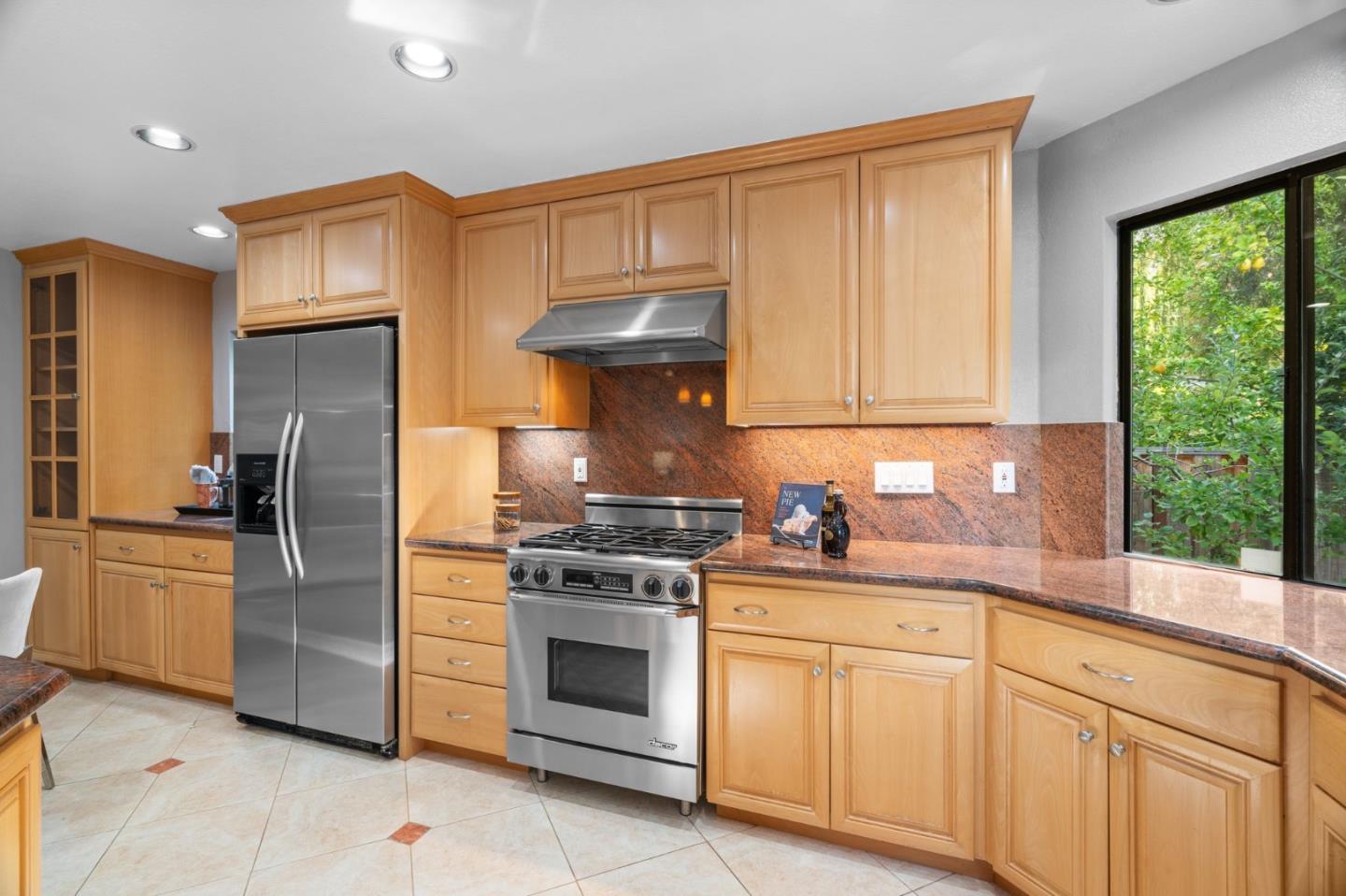 Detail Gallery Image 24 of 46 For 44423 View Point Cir, Fremont,  CA 94539 - 4 Beds | 2 Baths