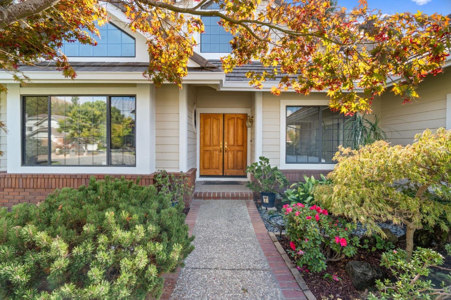 Detail Gallery Image 4 of 46 For 44423 View Point Cir, Fremont,  CA 94539 - 4 Beds | 2 Baths