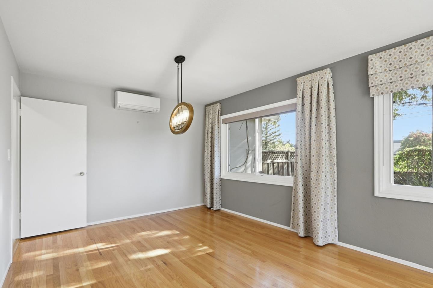 Detail Gallery Image 24 of 40 For 179 Giffin Rd, Los Altos,  CA 94022 - 2 Beds | 2 Baths