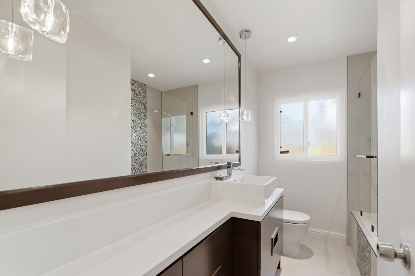 Detail Gallery Image 37 of 40 For 179 Giffin Rd, Los Altos,  CA 94022 - 2 Beds | 2 Baths