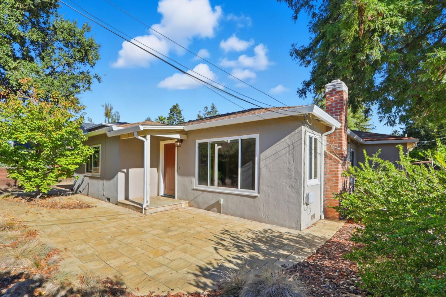 Detail Gallery Image 8 of 40 For 179 Giffin Rd, Los Altos,  CA 94022 - 2 Beds | 2 Baths