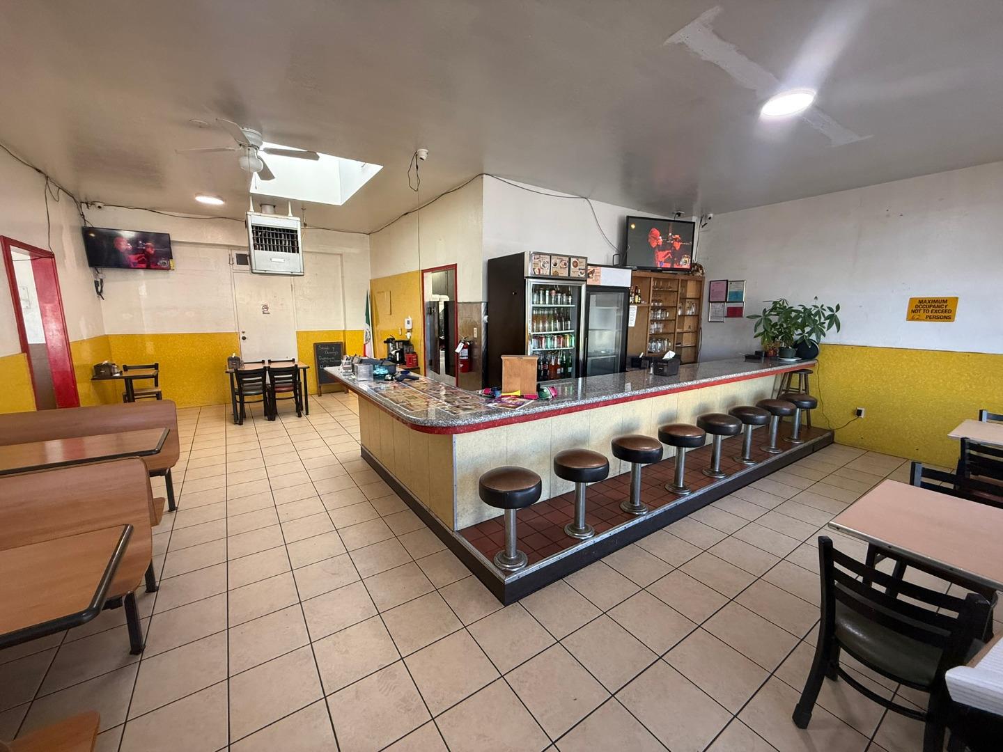 Detail Gallery Image 10 of 30 For 3 S Wood St, Salinas,  CA 93905 - – Beds | – Baths