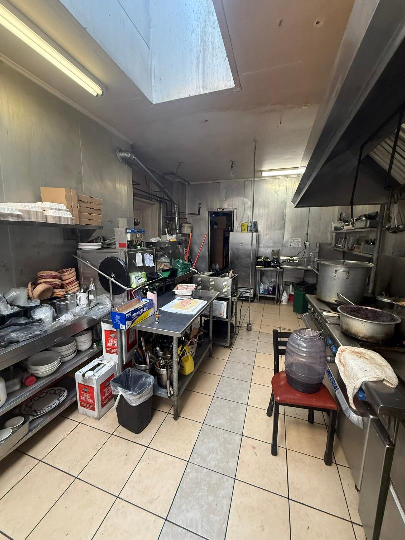 Detail Gallery Image 13 of 30 For 3 S Wood St, Salinas,  CA 93905 - – Beds | – Baths