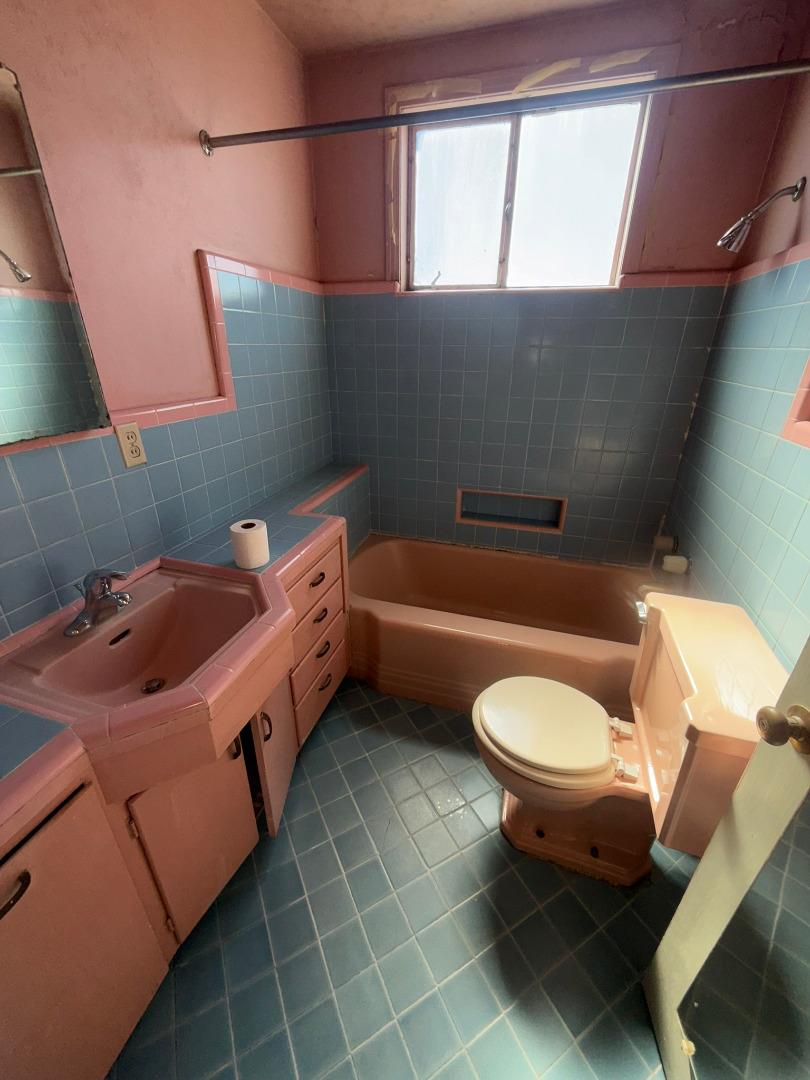 Detail Gallery Image 24 of 30 For 3 S Wood St, Salinas,  CA 93905 - – Beds | – Baths