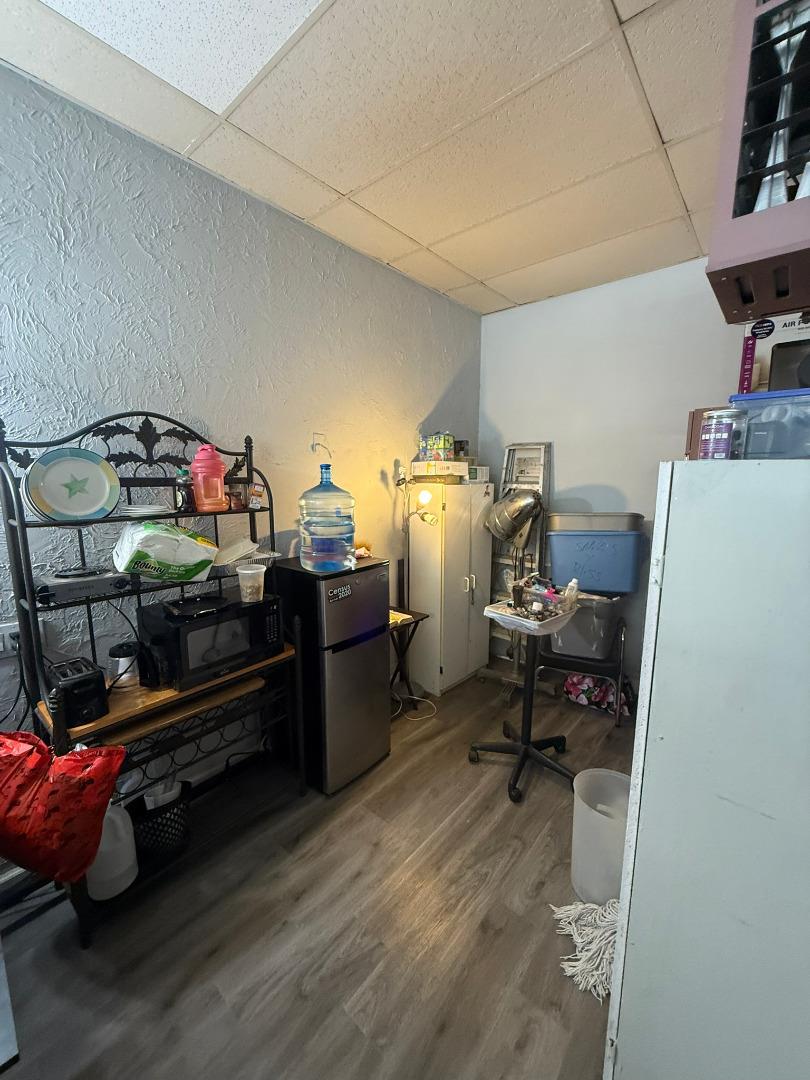 Detail Gallery Image 8 of 30 For 3 S Wood St, Salinas,  CA 93905 - – Beds | – Baths