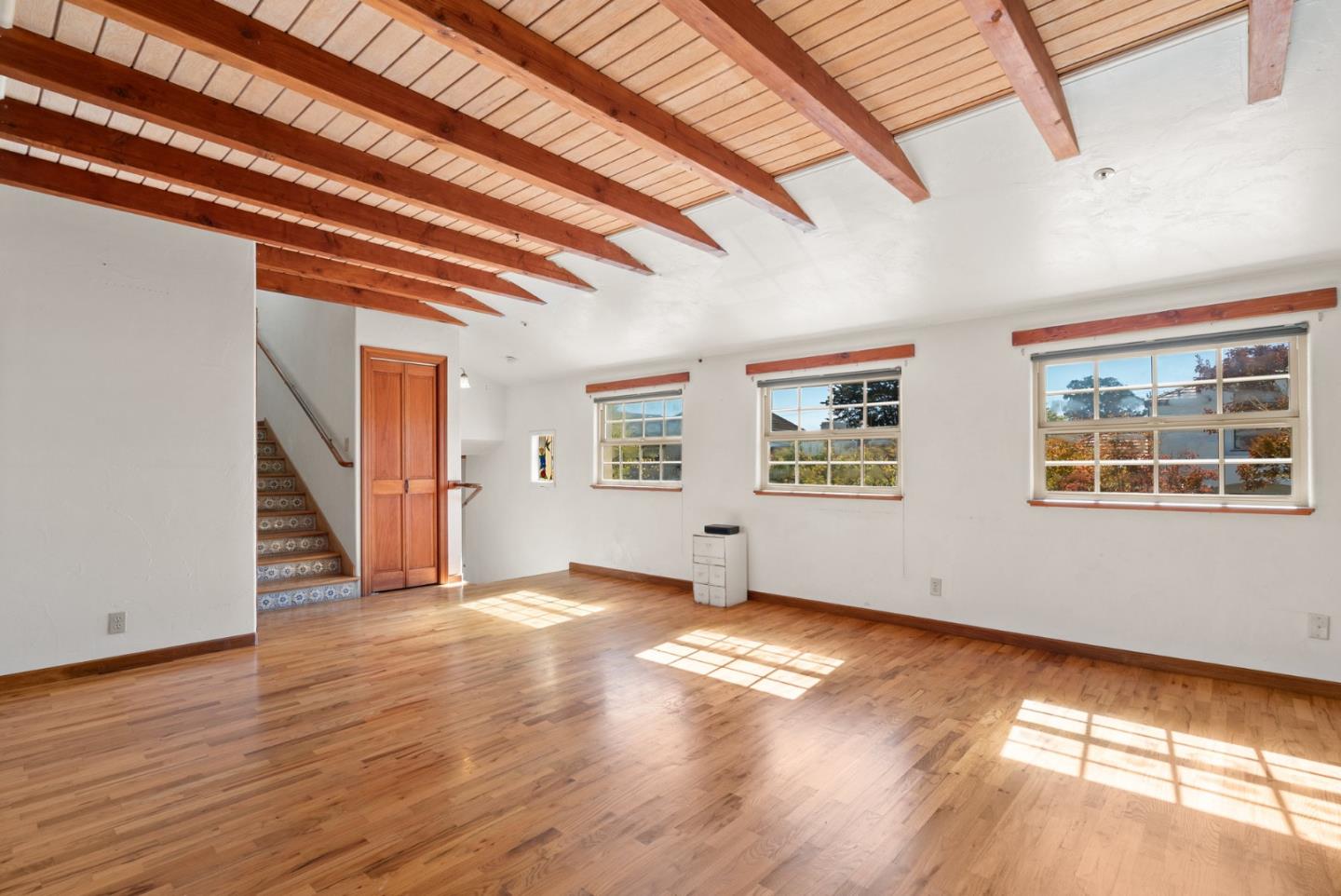 Detail Gallery Image 14 of 56 For 1735 Matthews Ln, Santa Cruz,  CA 95062 - 3 Beds | 2 Baths