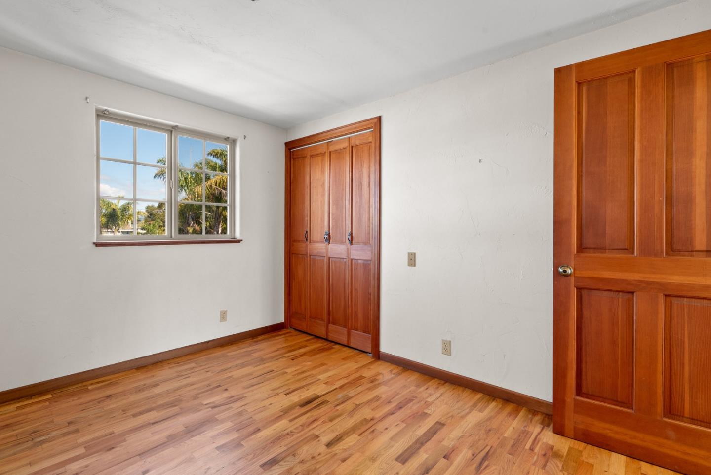 Detail Gallery Image 39 of 56 For 1735 Matthews Ln, Santa Cruz,  CA 95062 - 3 Beds | 2 Baths