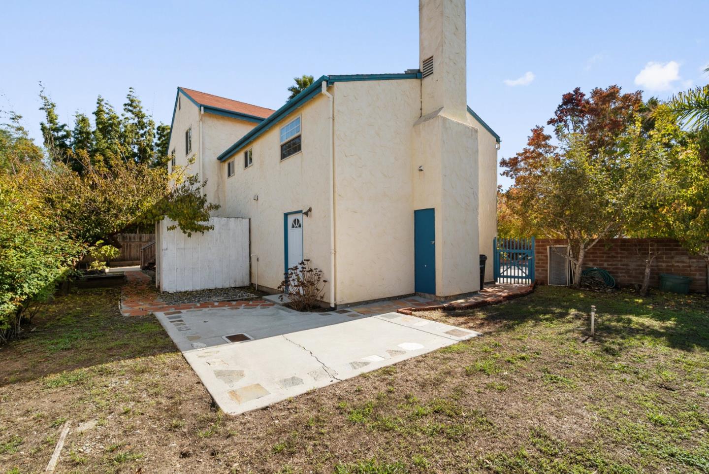 Detail Gallery Image 54 of 56 For 1735 Matthews Ln, Santa Cruz,  CA 95062 - 3 Beds | 2 Baths