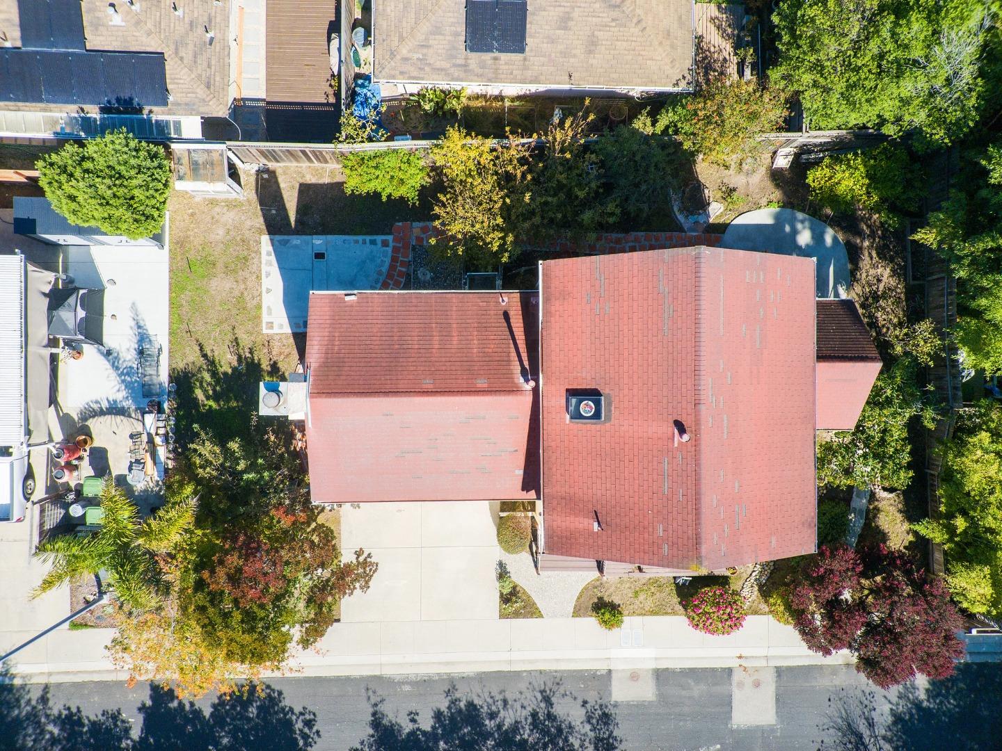 Detail Gallery Image 56 of 56 For 1735 Matthews Ln, Santa Cruz,  CA 95062 - 3 Beds | 2 Baths