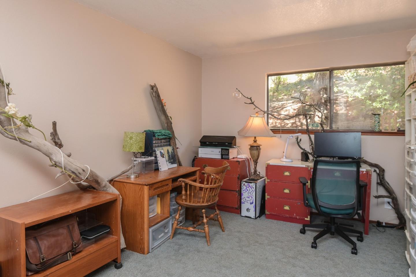 Detail Gallery Image 14 of 31 For 15223 Perry Ln, Morgan Hill,  CA 95037 - 4 Beds | 2/1 Baths