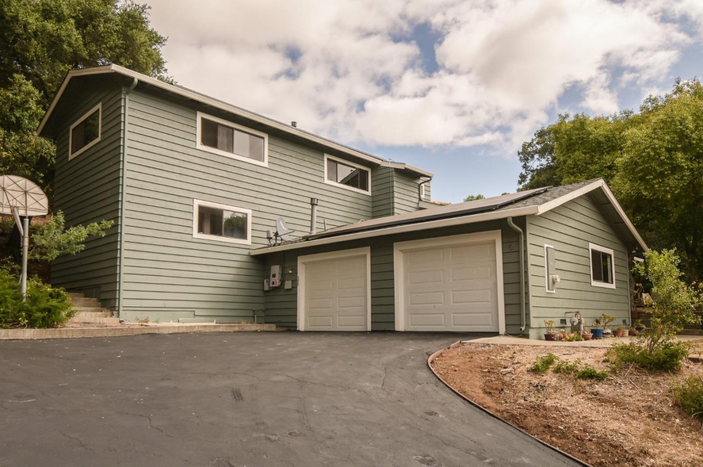 Detail Gallery Image 23 of 31 For 15223 Perry Ln, Morgan Hill,  CA 95037 - 4 Beds | 2/1 Baths