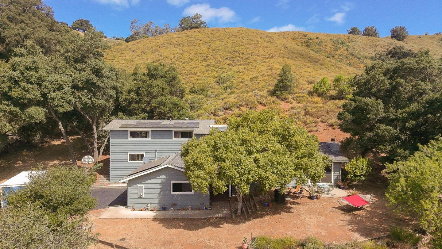 Detail Gallery Image 28 of 31 For 15223 Perry Ln, Morgan Hill,  CA 95037 - 4 Beds | 2/1 Baths