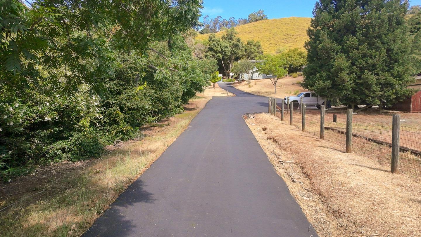 Detail Gallery Image 29 of 31 For 15223 Perry Ln, Morgan Hill,  CA 95037 - 4 Beds | 2/1 Baths