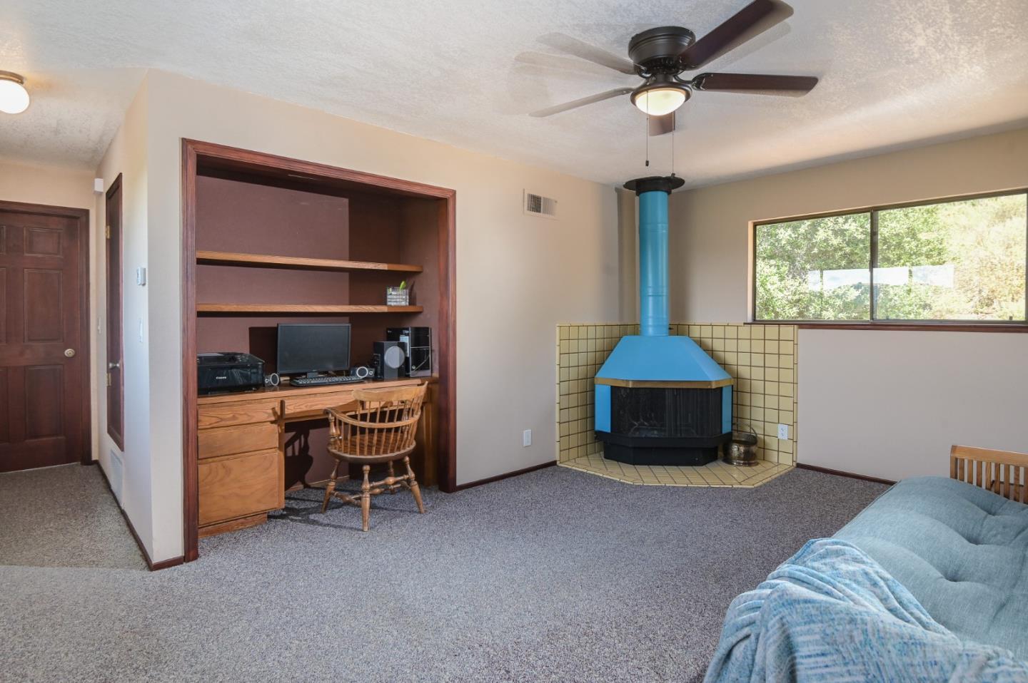 Detail Gallery Image 9 of 31 For 15223 Perry Ln, Morgan Hill,  CA 95037 - 4 Beds | 2/1 Baths