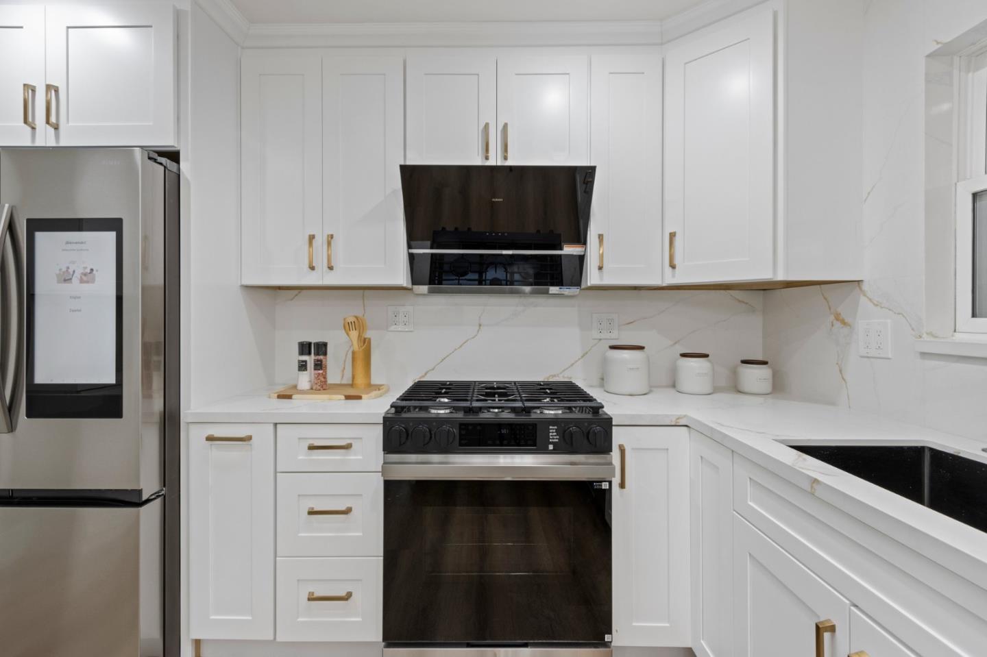 Detail Gallery Image 11 of 58 For 40422 Landon Ave, Fremont,  CA 94538 - 4 Beds | 3 Baths