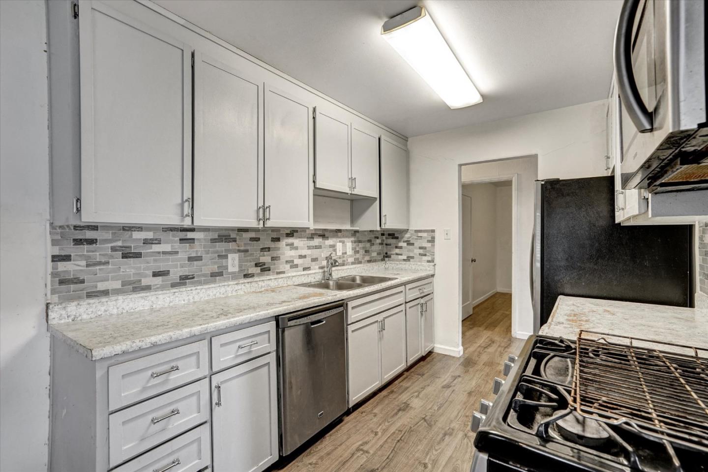 Detail Gallery Image 11 of 53 For 2114 Teakwood St, Vallejo,  CA 94591 - 3 Beds | 2 Baths