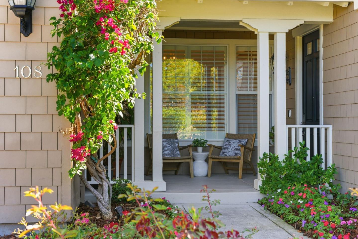 Detail Gallery Image 4 of 72 For 108 Ayala Ct, Los Gatos,  CA 95032 - 3 Beds | 2/1 Baths